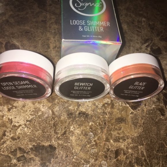 *RARE* BNIB Sigma Beauty MAGIC & MERRIMENT Loose Shimmer & Glitter Set - Picture 5 of 12